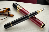 Diplomat XO Fountain Pen - Lacquered Burgundy/Gold (Special Edition)