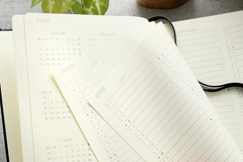 Leuchtturm1917 Medium A5 2025-2026 Weekly Planner & Notebook 18 Months - Black, Lined