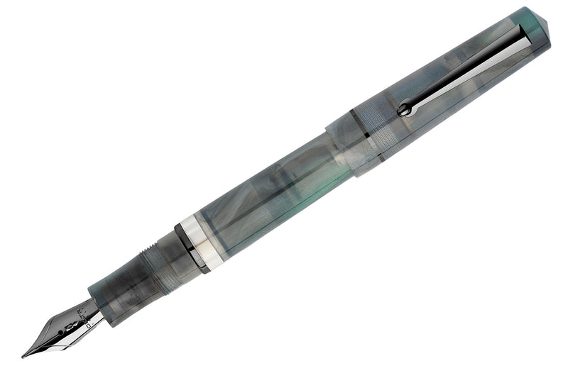 Delta Duna Fountain Pen - Zephyr
