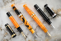 Delta DV Original Oversize Fountain Pen - Magnifica