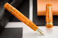 Delta DV Original Oversize Fountain Pen - Oro