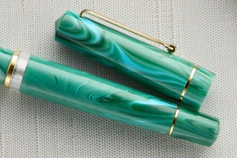 Delta Duna Fountain Pen - Vortex