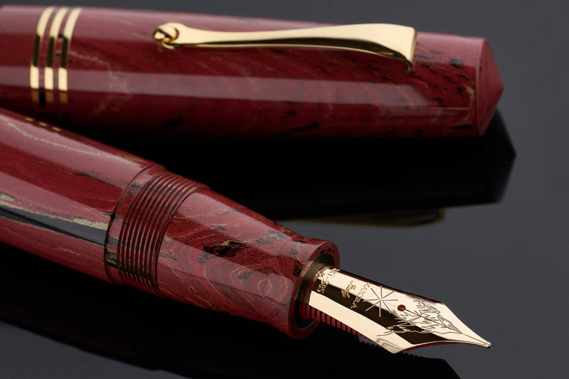 Maiora Everest Fountain Pen - Vulcania