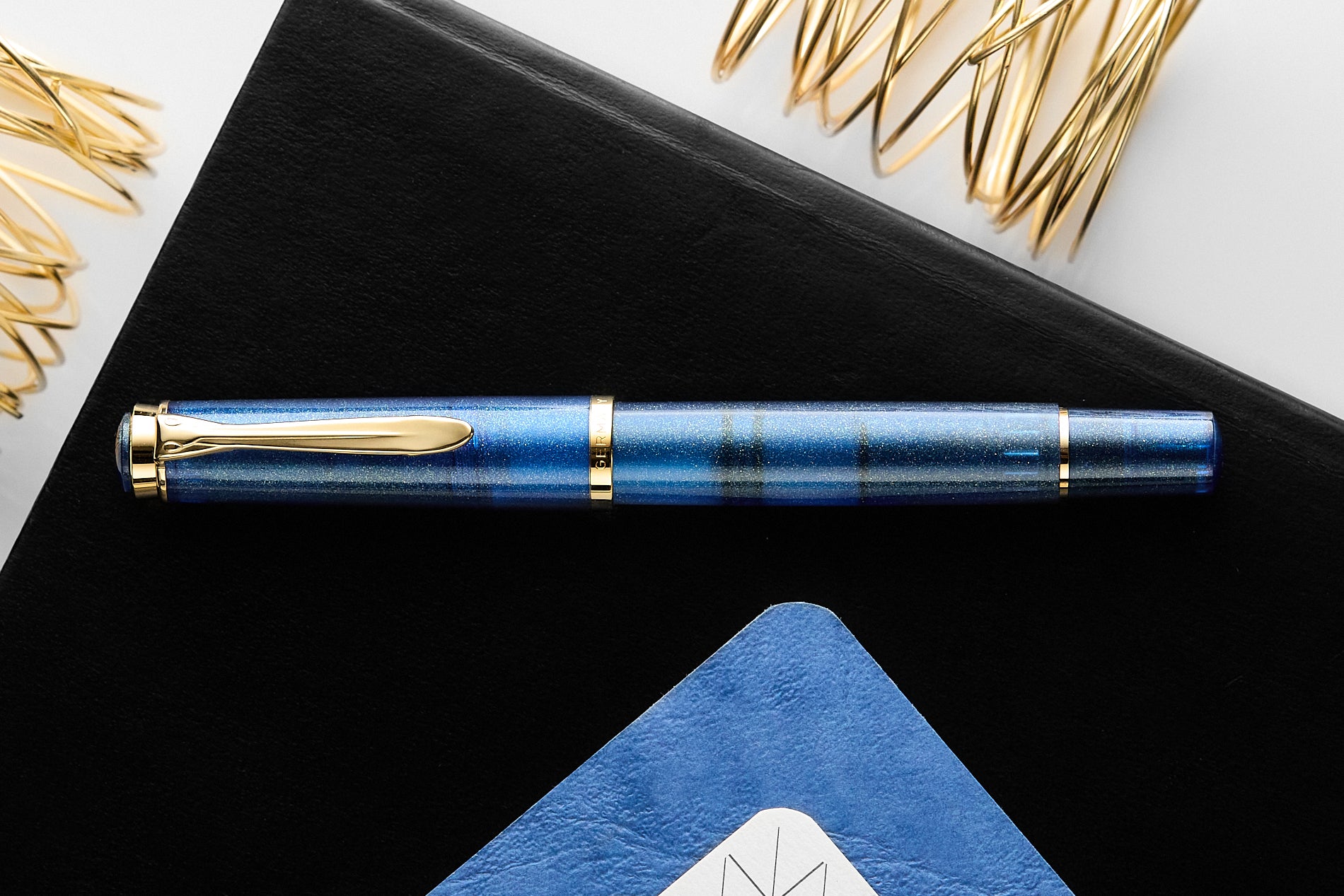 Pelikan M200 Fountain Pen - Golden Lapis (Special Edition)