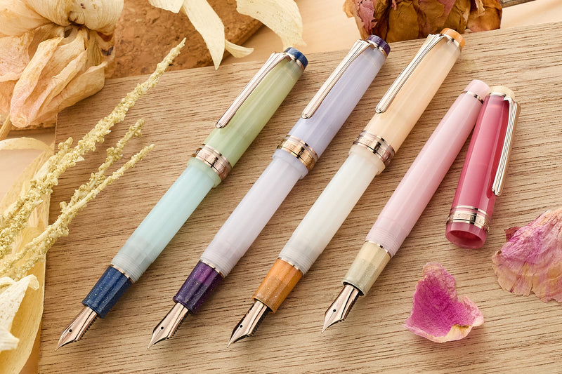 (Bottom Shelf) Sailor Pro Gear Slim Fountain Pen - Hydrangea