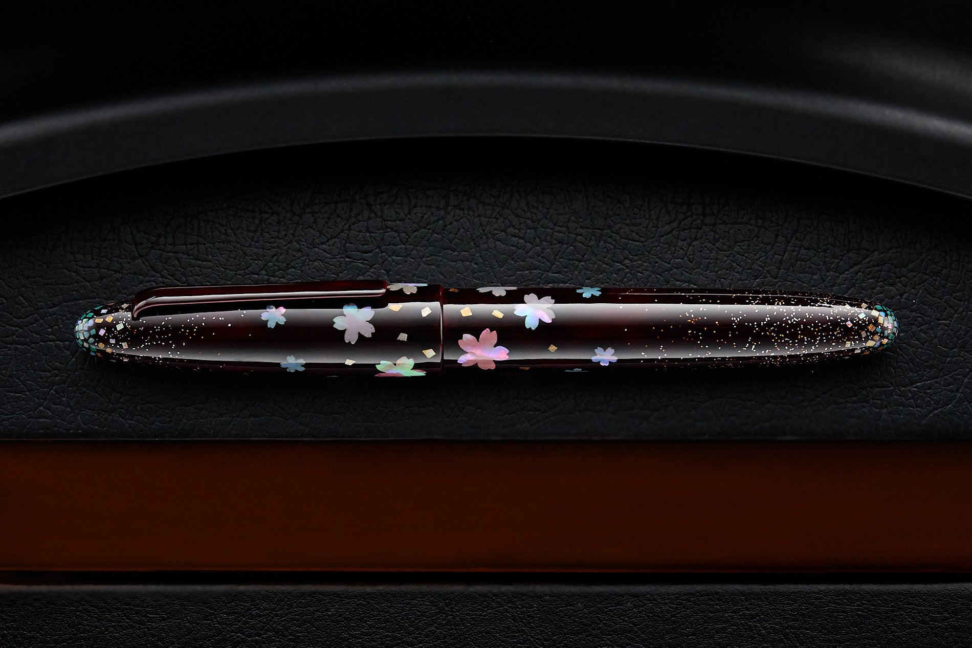 TACCIA Miyabi Bonbori Stardust Raden Fountain Pen - Cherry Blossoms (Limited Edition)