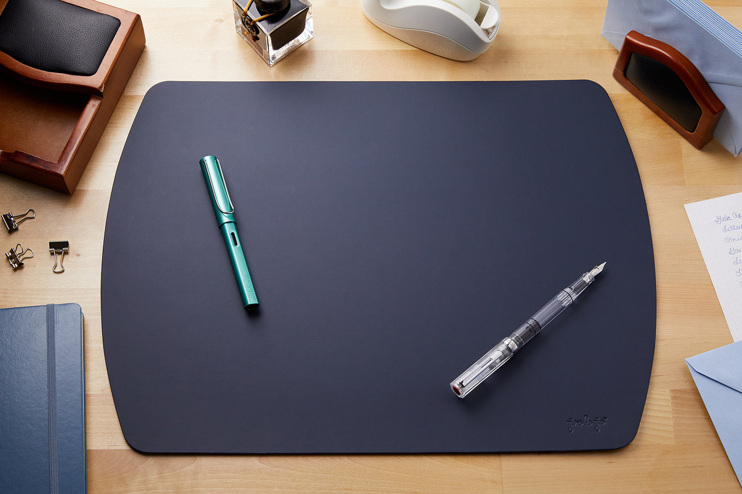 Girologio Writing Mat - Navy