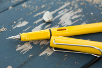 LAMY safari Fountain Pen - yellow