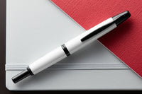 Pilot Vanishing Point Fountain Pen - White/Black